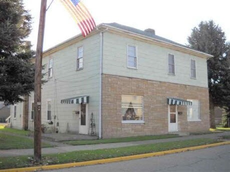 Primary Photo - 712 N 4th St