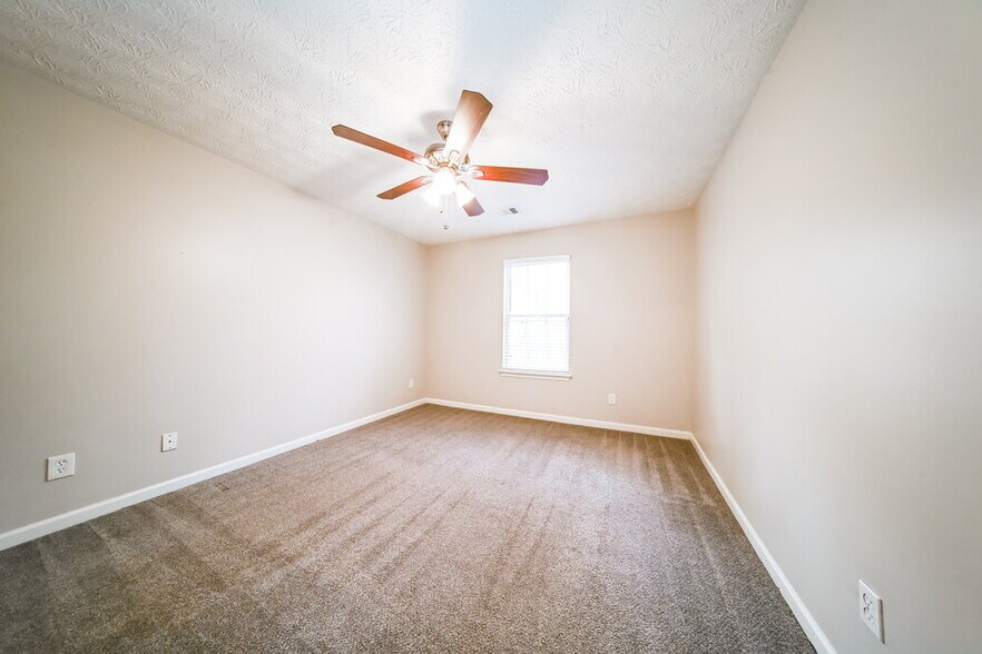 Building Photo - 5324 Paddington Ln