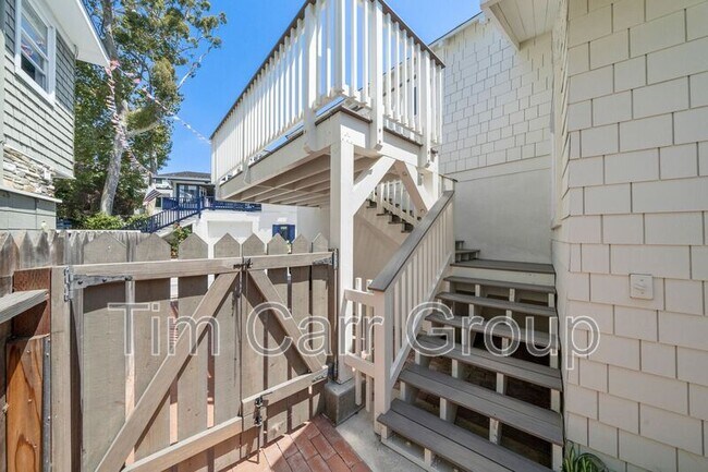 Building Photo - 112 S. Bayfront