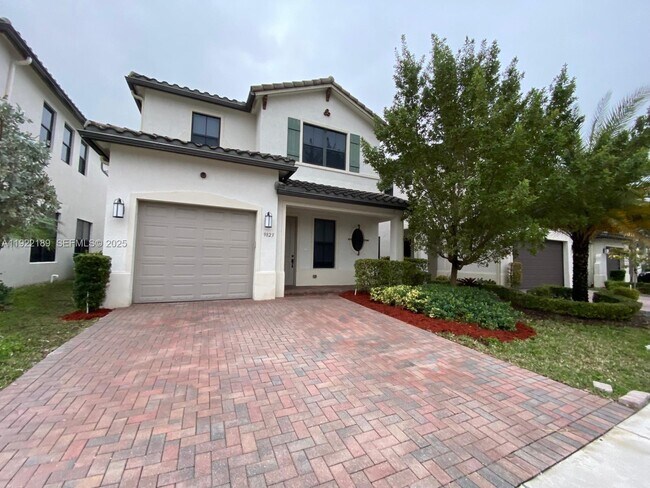 Building Photo - 9823 W 34th Ln