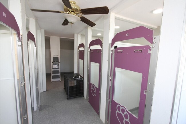 Building Photo - 11518 Bogs Rd