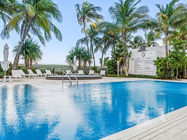 Building Photo - 6365 Collins Ave