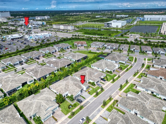 Building Photo - 10219 SW Corvus Ln