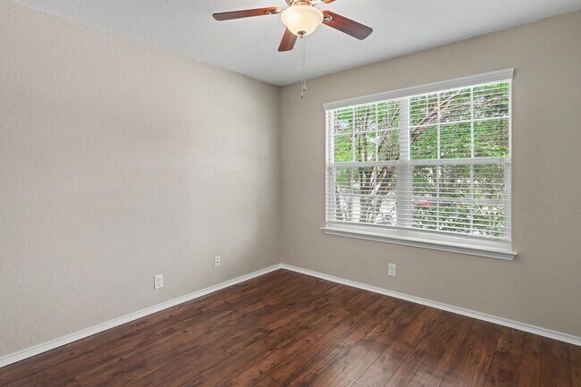 Building Photo - Spacious 3BR w/ Cabana, Storage Shed & Open Living Area in San Antonio