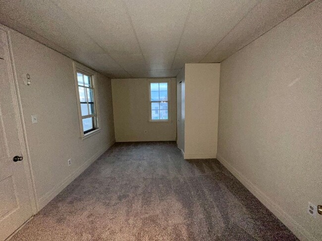 Building Photo - 3 Bedroom Home in Lebanon City