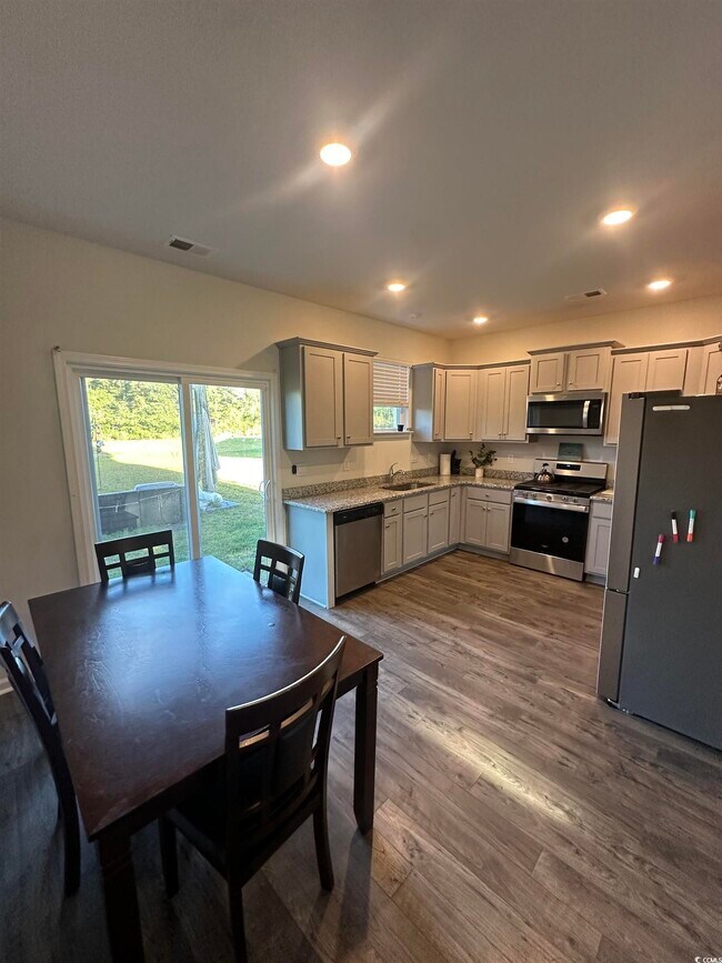 Building Photo - 2655 Pegasus Pl