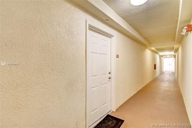 Building Photo - 6761 Heritage Grande