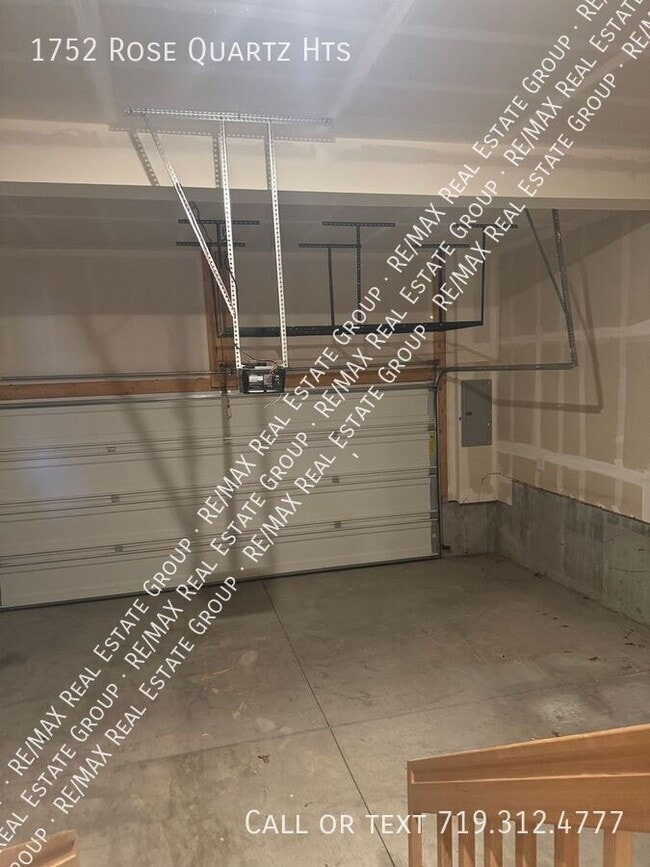 Building Photo - 1752 Rose Quartz Heights