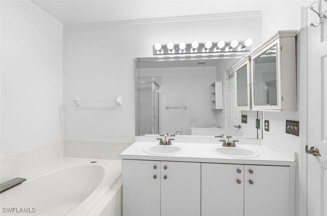 Building Photo - 3730 Fieldstone Blvd