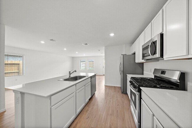 Building Photo - 1524 Twilight Grn Dr