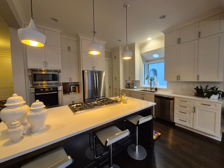 Kitchen - 3840 Upton Ave S
