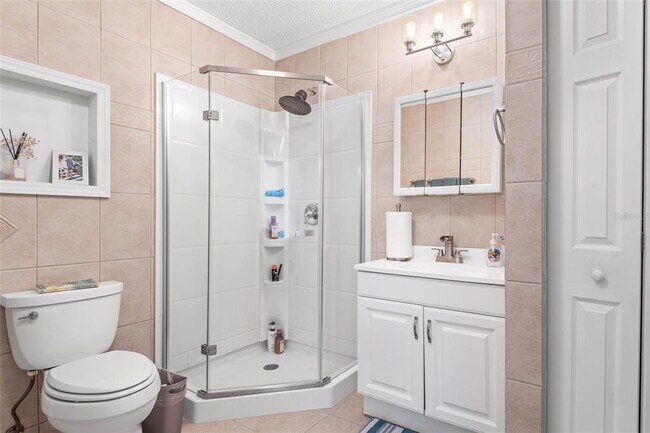 Building Photo - 1109 Pinellas Bayway S