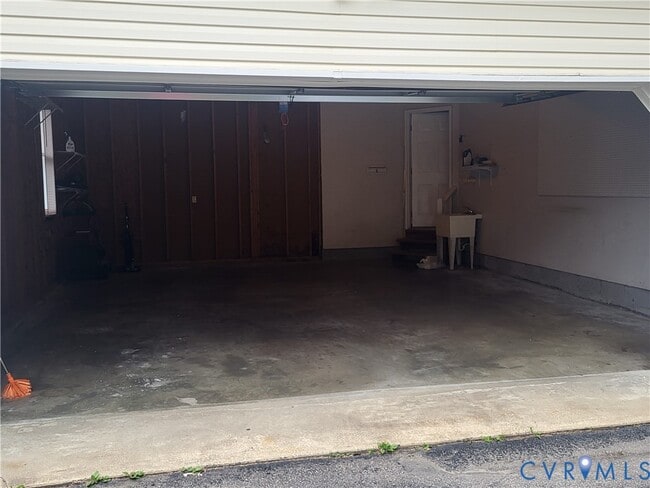 Building Photo - 11402 Misty Arbor Pl