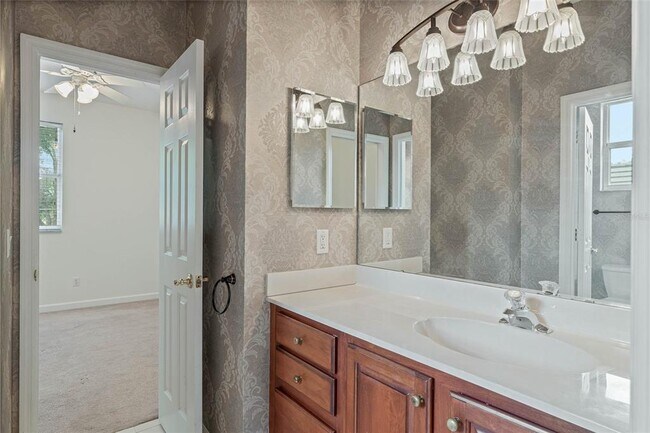 Building Photo - 7284 Hawksnest Blvd