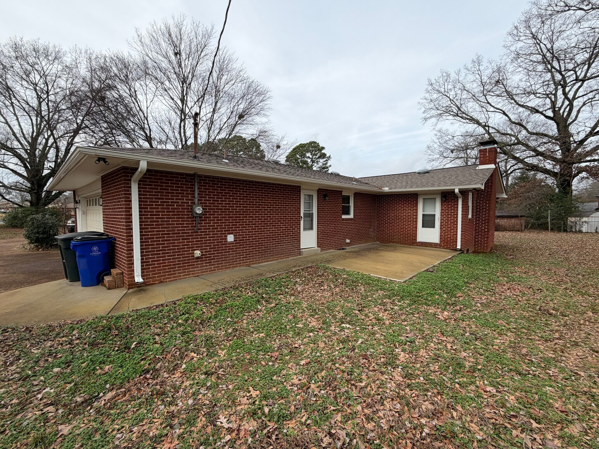 Building Photo - 2038 Conway Dr