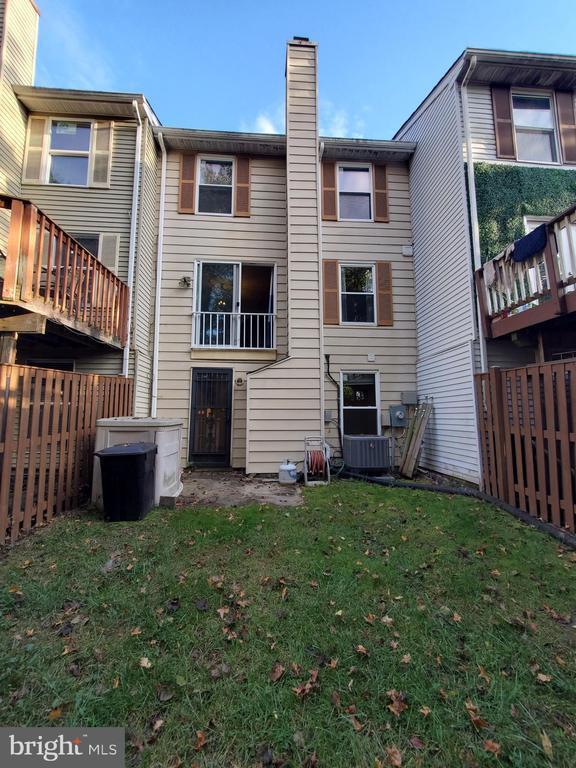 Building Photo - 7622 Mandan Rd