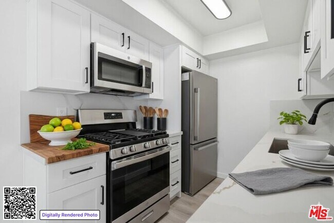 Building Photo - 3321 Keystone Av