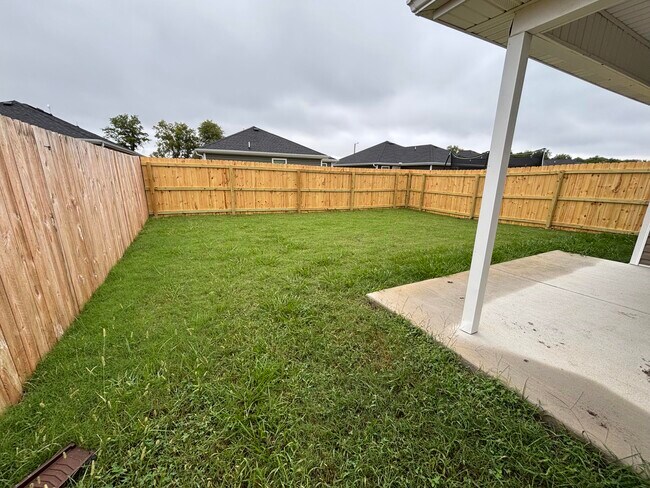 Building Photo - 319 Alex Jordan Dr.
