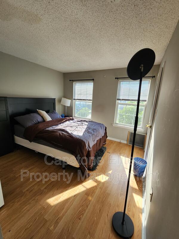Building Photo - 268 Matthews Drive