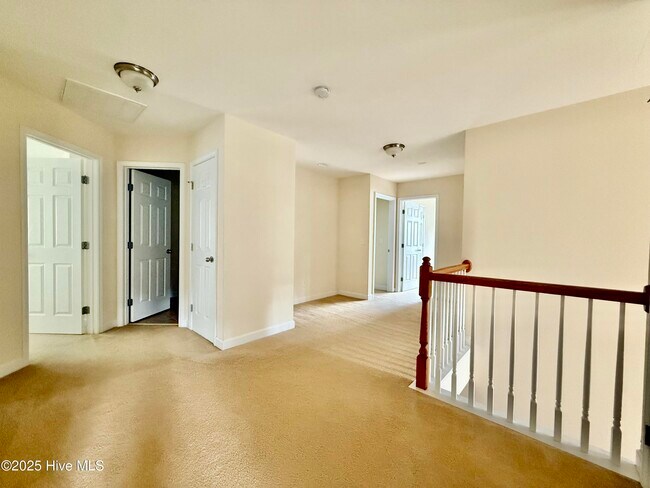 Building Photo - 410 Harkness Cir