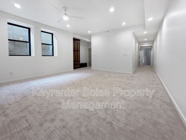 Building Photo - 2206 N 20th St