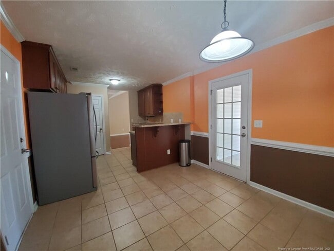 Building Photo - 1665 Kershaw Loop