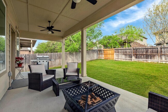 Building Photo - 12515 Ponder Ranch