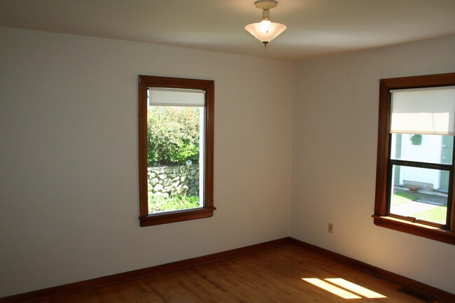 Building Photo - 1509 7th St