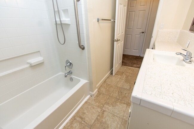 Building Photo - Coming soon! 3 Bedroom 2 bath in Modesto.