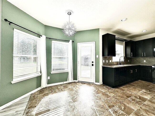 Building Photo - 15218 Loys Coves Ct