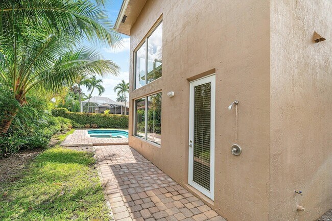 Building Photo - 6641 Conch Ct