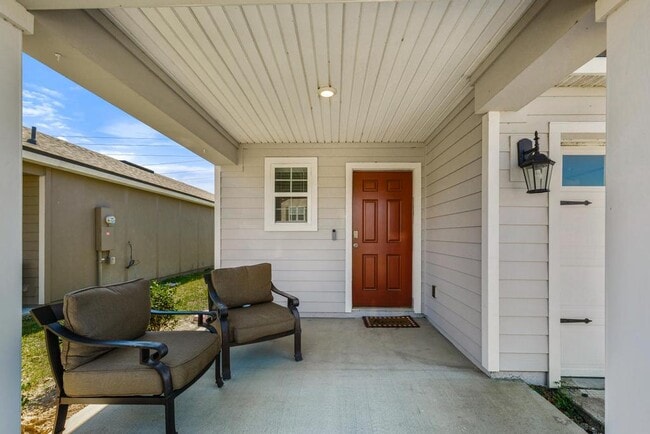 Building Photo - 86186 Mainline Rd