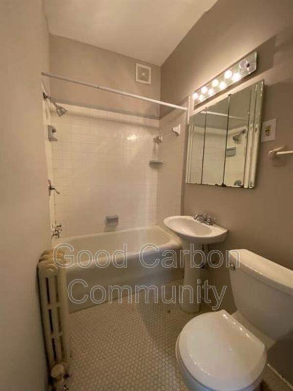 Building Photo - 77 Richmond Ave