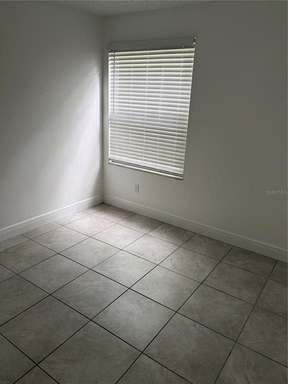 Building Photo - 2717 N Poinciana Blvd