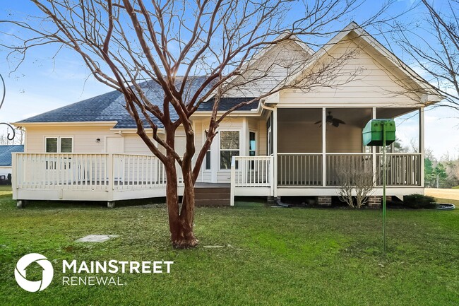 Building Photo - 140 Susan Dr