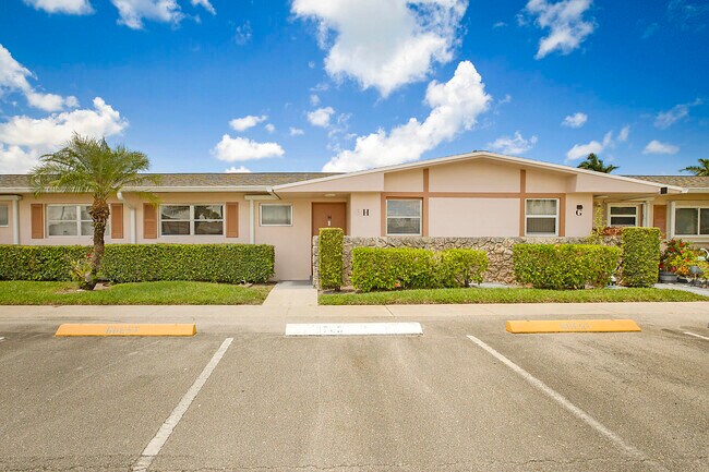 Building Photo - 2703 Dudley Dr W