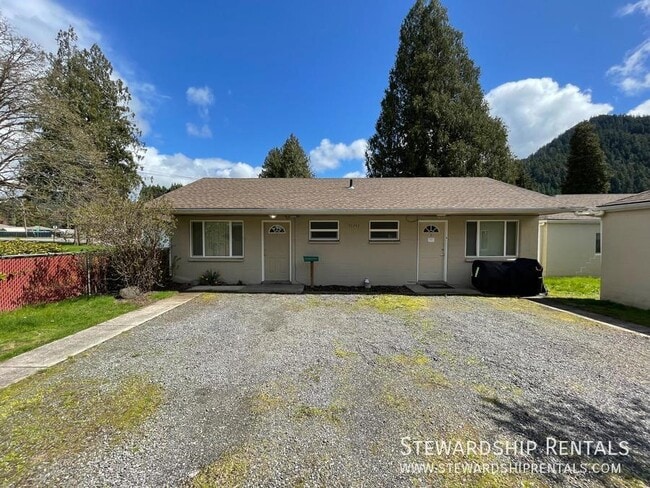 Building Photo - 76243 Gale St