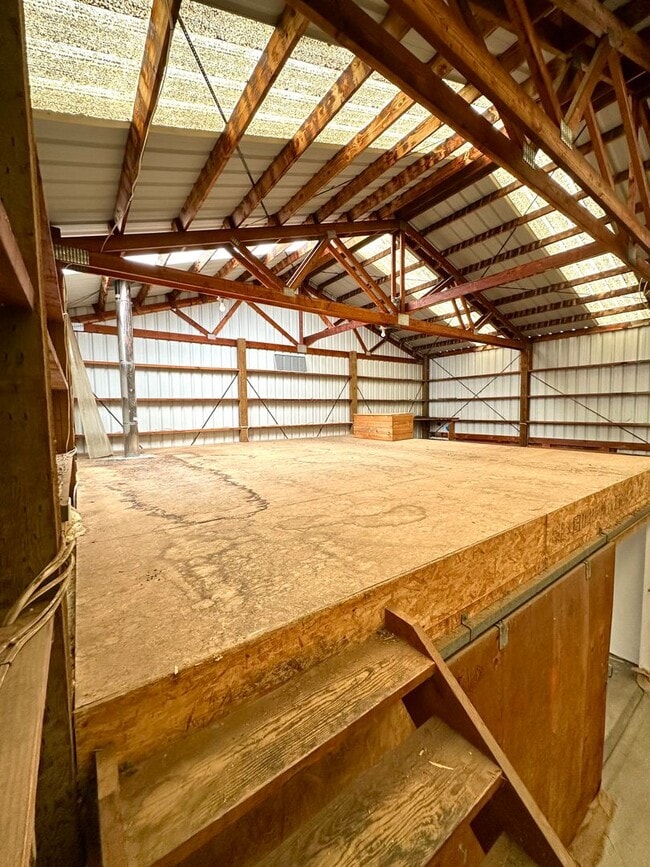 Building Photo - 333 SW 35th St