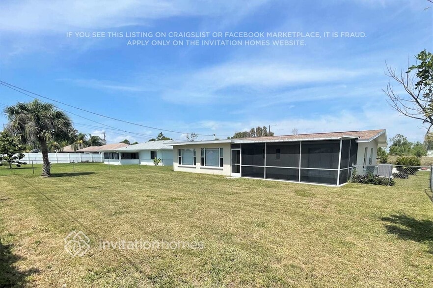 Building Photo - 926 SE 25th Terrace