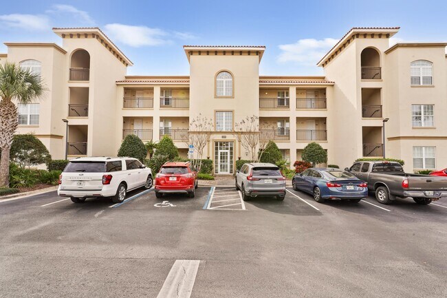 Building Photo - 160 Pantano Cay Blvd