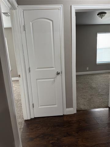 Building Photo - 2016 Deer Path Dr