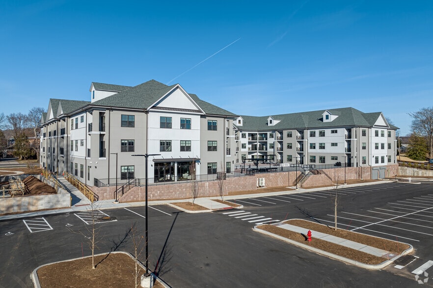 Building Photo - Brainerd Place