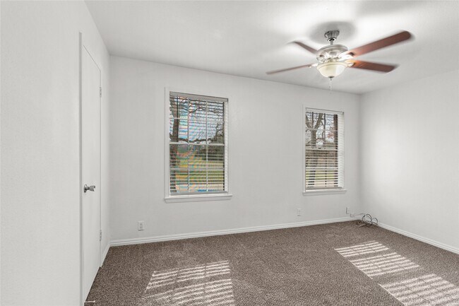 Building Photo - 11002 Hammerly Blvd