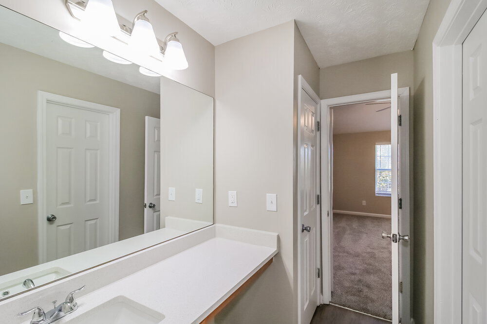 Building Photo - 423 Underwood Ct