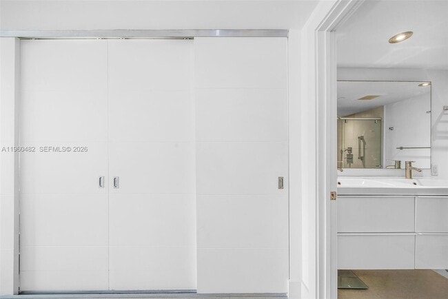 Building Photo - 201 Crandon Blvd