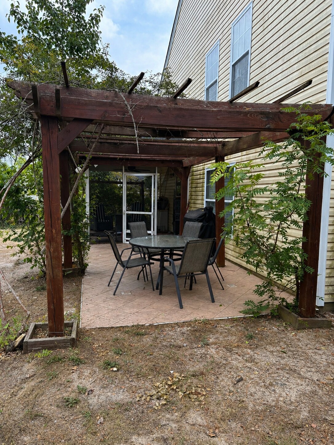 Building Photo - 108 White Cedar Ct