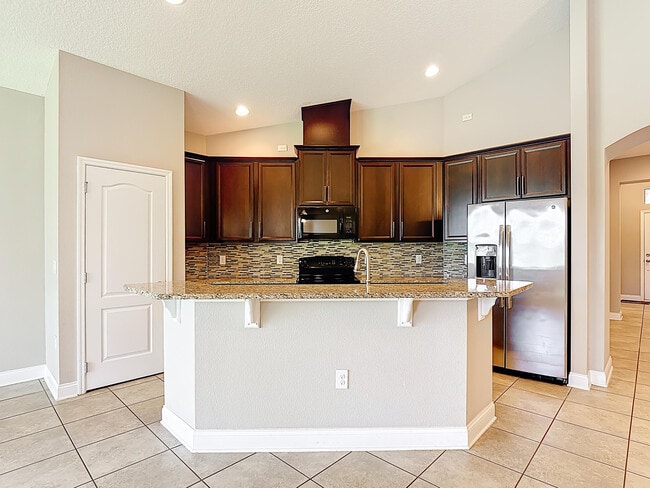 Building Photo - 5103 Appenine Loop W