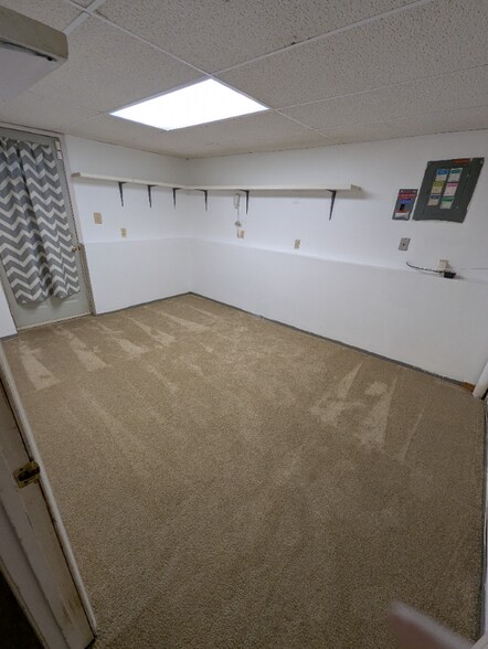 Building Photo - 1513 Wampanoag Dr