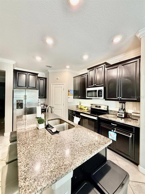 Building Photo - 10143 Count Fleet Dr