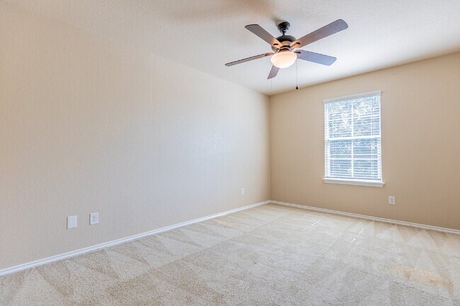 Building Photo - 1411 Frio Eagle